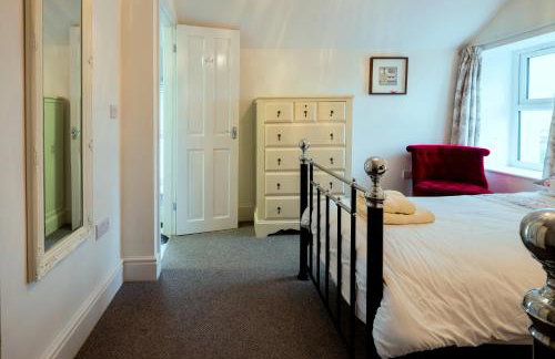 Glan y Mor, Sleeps 20, 8 Bedrooms, 8 Bathrooms, Seafront, Criccieth - Foto 48