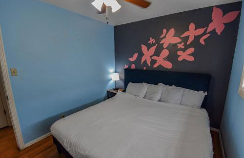Enchanting Upper Unit with City Charm - Foto 3