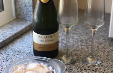 Retiro dos Cedros - Quarto Adega - Foto 14