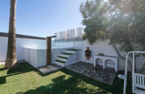 Preciosa Casa con Jardin y Piscina Privada en el Puerto de santaMaria - Photo 53