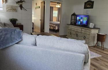 Cabin near Dogwood Canyon, Top of the Rock, Branson - Foto 18