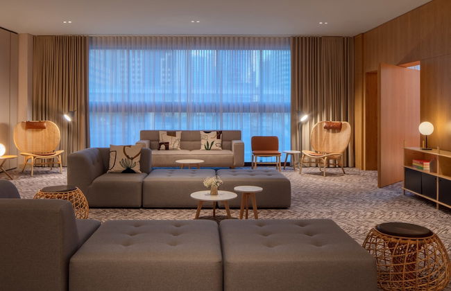 Staybridge Suites Dubai Internet City by IHG - Photo 41