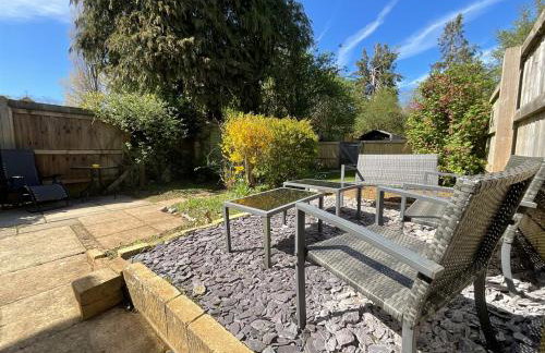 Cotswolds Vista Cirencester - Relaxed 5 Guest Home - 2 Bathroom, Parking, Garden - Foto 3