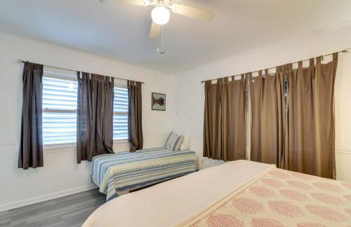 Oceanfront Home with Deck and Views in Galveston! - Foto 25