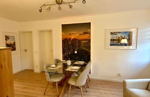 Ferienwohnung Kathy - Moderne, stilvolle Ferienwohnung mit Balkon, Sauna und kostenlosem Parkplatz im schönen Elbsandsteingebirge - Foto 7