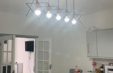 Entire 6 Bed 5 Star Luxury House FREE WiFi nice views - Foto 24