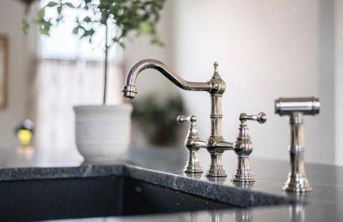 Near Ft Moore Ft Benning and CSU Restored Historic Home - Foto 47