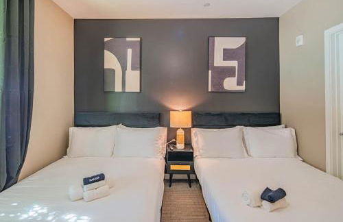 Spacious 2BR Uptown Biltmore Gym Pool Parking WD - Foto 40