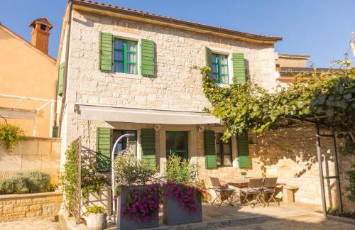 Dvor strica Grge - Foto 1