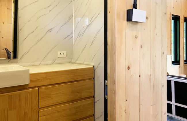 Tiny House on Koh Lanta Only 2 Mins Walk to the Beach - Photo 27