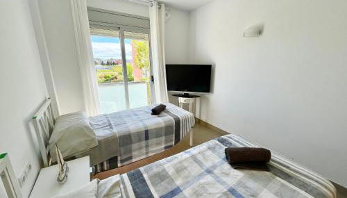 NEW! Apartamento con 2 piscinas, parque infantil, a 1 min de la playa - Foto 5