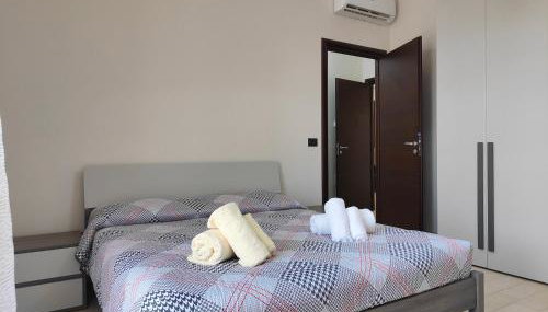 Siracusa Suite, AC + Wi-Fi + Free Private Parking - Foto 5, towels, wardrobe