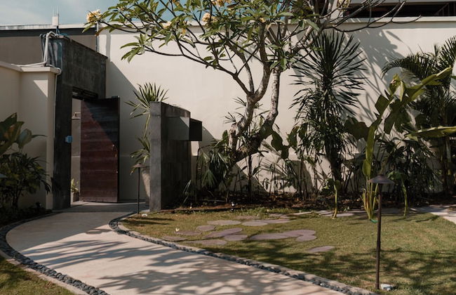 Aruni Bali Jimbaran Boutique Villa - Foto 22