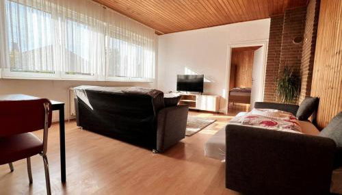 Ruhige freistehender Bungalow mit Parkplatz - Foto 3