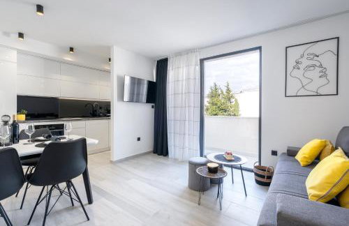 Apartman Nela Srebreno - Foto 14