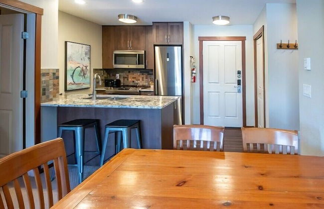 Snow Creek Lodge by Fernie Lodging Co - Photo 61