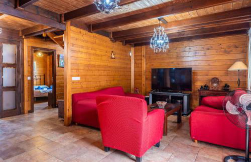 4BR Candelaria Wooden Home -Pool & Views - Parking - Foto 16