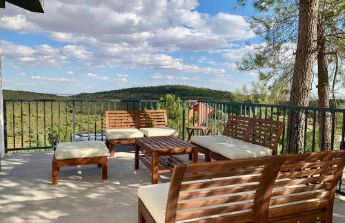 Chalet a estrenar, espectaculares vistas a la montaña - Foto 7