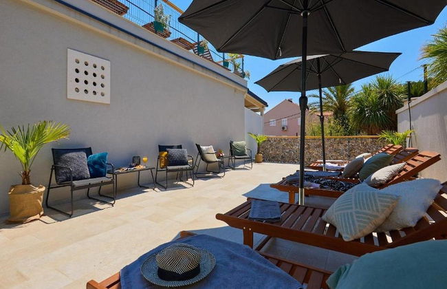 Palm Tree Apartments - Foto 13