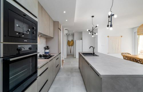 Villa Zen with 4 bedrooms, private 32 sqm pool, summer kitchen, 7 km from the beach - Photo 17