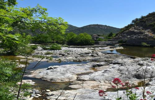 Lovely house with grass garden, shared swimmingpool, next to the river Ardèche - Foto 25