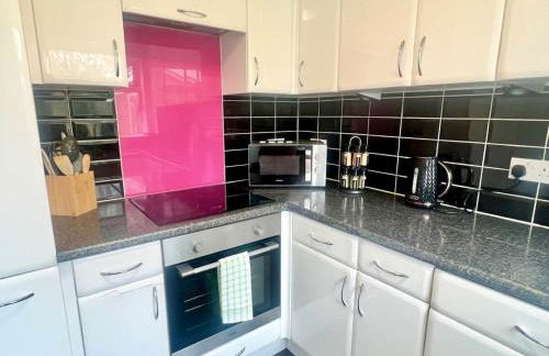 Families, Contractors - 3 Bedrooms - Garden - Fully equipped house - Foto 9