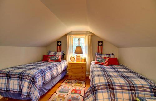 Award-Winning Log Cabin, Top 5 in New England! - Foto 11