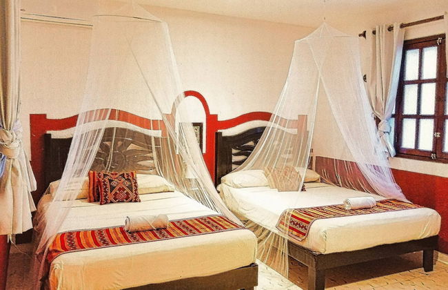 Location Location Location Best Beachfront Spot in El Cuyo With Stunning Views - Photo 3