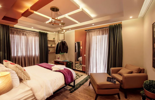 Xuru Stays I Waterfront Designer 2BR - 5 min to Airport - Foto 5