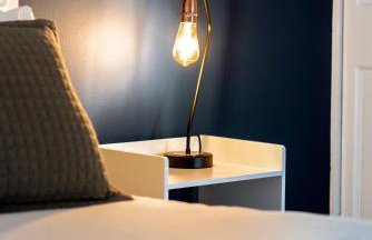 4 bed family home wifi, netflix, parking, close to wicksteed park - Photo 38