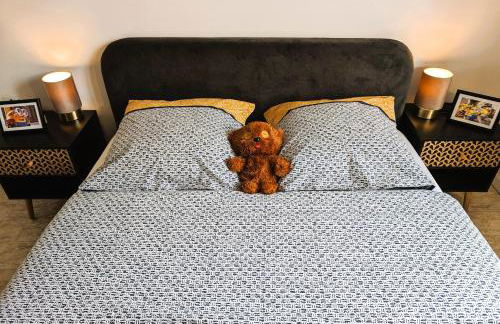 Le Repaire - 10min Disney - Familial - Centre Ville - Foto 26