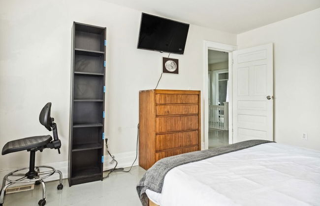 Spacious 4BR Getaway: Perfect for Family & Friends - Foto 15