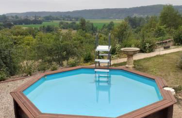 Gîte Les 2 Ponts, studio superbe vue sur la Dordogne - Foto 9