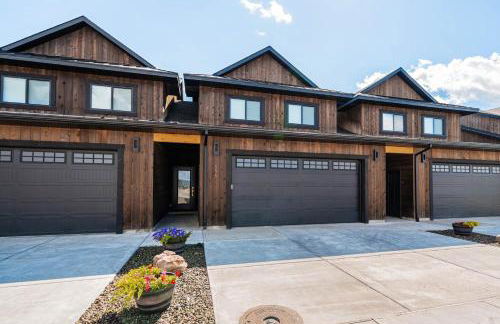 Stylish Townhome Walkable Garage - Foto 37