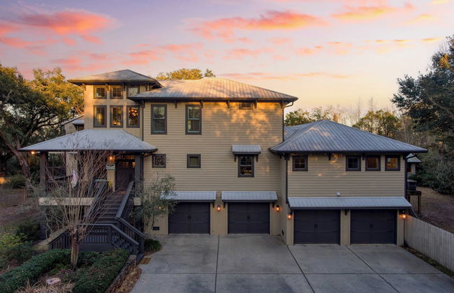 Blackwater Bay Hideaway by Avantstay Waterfront, Pool, Dock, Hot Tub - Photo 53