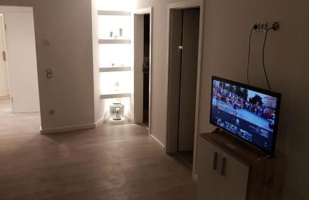 Ferienwohnung mit Jacuzzi Nähe Flughafen Köln Bonn - Foto 7