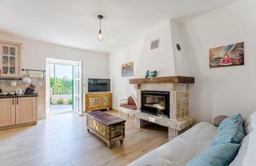 Holiday Home Rustic - Two Bedroom Holiday Home with Private Pool - Photo 3