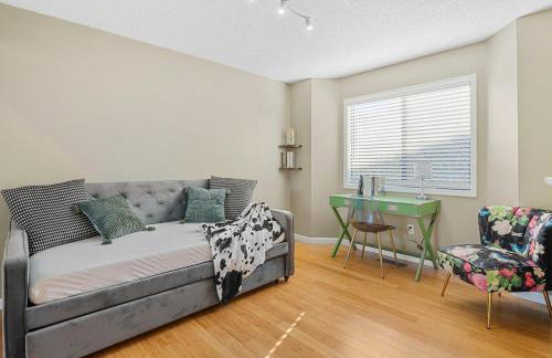 Bridging the Gorge And City to Your Cozy Home - Photo 6