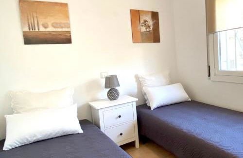 Casa cómoda delante de la playa con vista al mar - Photo 17