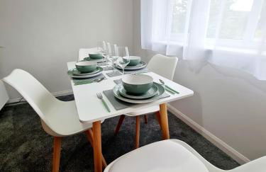 Modern 2 bedroom apartment in Historical Spa town - Foto 8