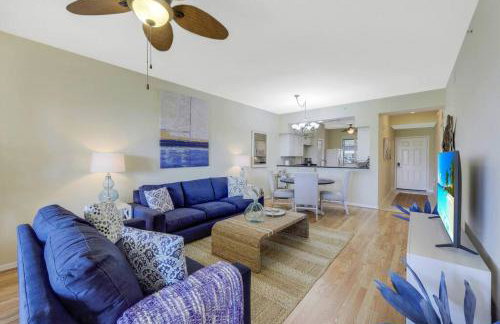 Beautiful 2 bedroom condo w/ Golf Membership Included - Foto 18