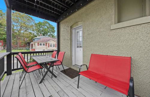 Stylish Home in Historic District Near Riverwalk - Foto 70