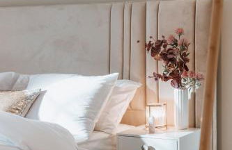 2 Bed Apartment Overlooking the Square Step Out to Shops & Dining - Foto 29