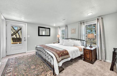 University Place, family stay, practically on JBU campus - Foto 3