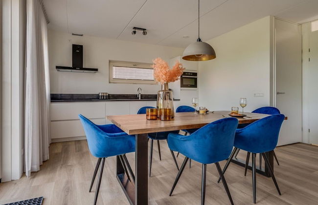 Cozy Holiday Home in a Holiday Park in Zeeland - Foto 7