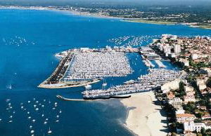 ARCACHON appartement T2 51M2 et parking privatif en sous sol - Foto 16