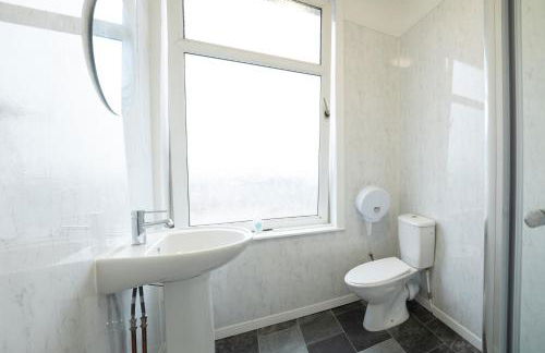 The Woodside - Photo 2