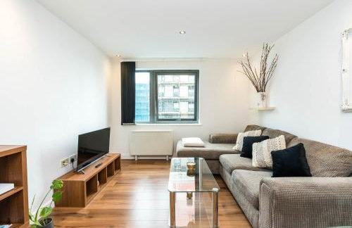 Direct Tube Links to Central London , Walk to Station one bedroom flat in Greater London, ID required - Foto 8
