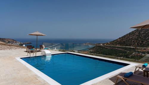 Brikis Villa 1 - With Private Pool - Foto 3, sunbed