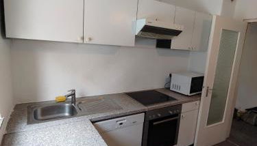 Mobilierte Monteuerswohnungen mit 7 Betten Stuttgart, Böblingen, Reutlingen, Waldenbuch - Tübinger - Photo 2